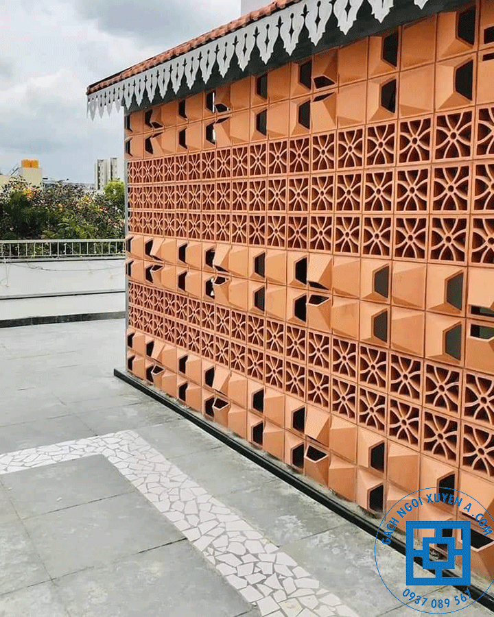 Trưng bày các sản phẩm gạch bông gió