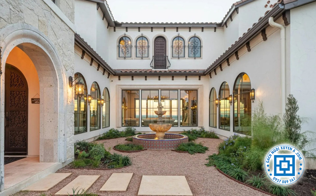 Công Trình Mnng Kiến Trúc Mặt Tiền Lớn & Đối Xứng