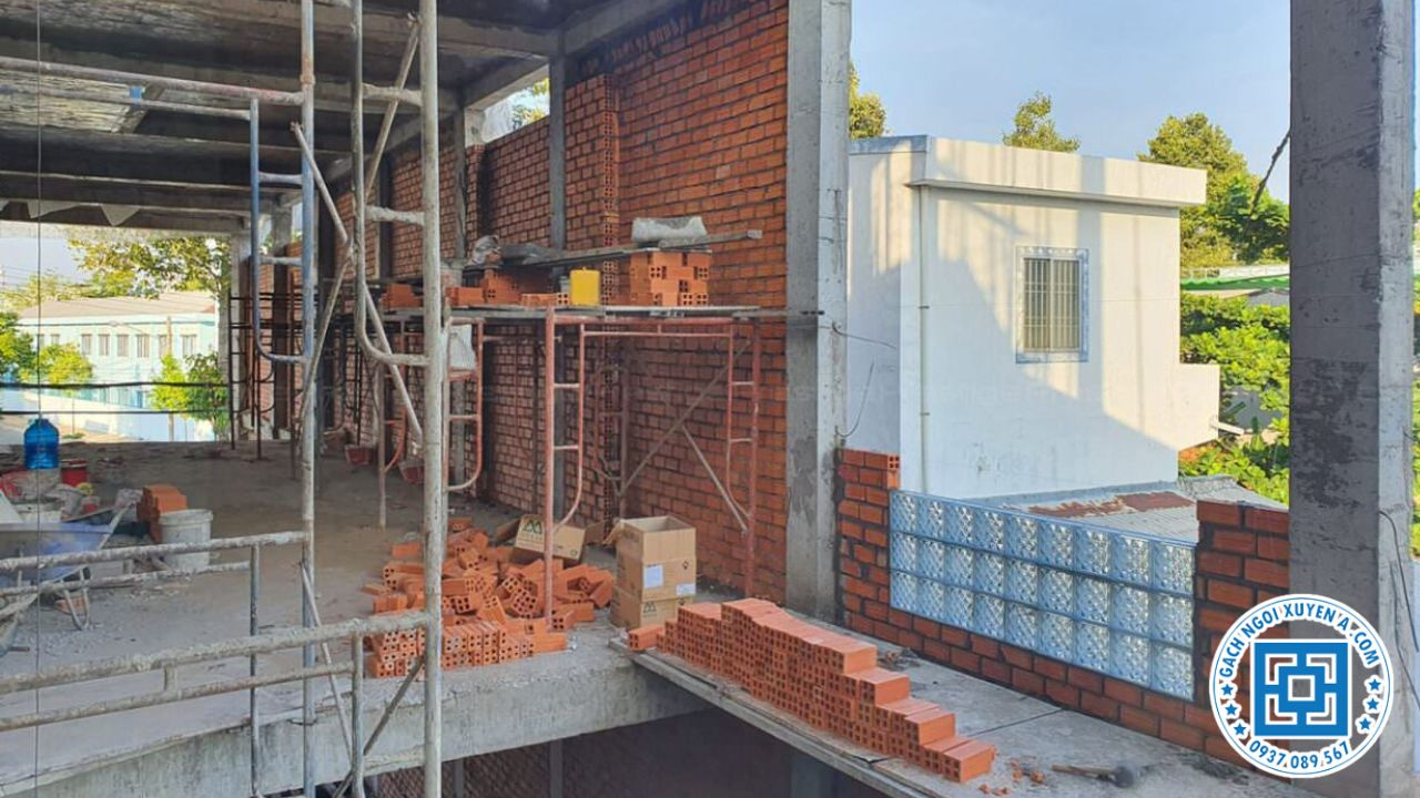 Gạch 4 Lỗ Xây Tường Ngăn