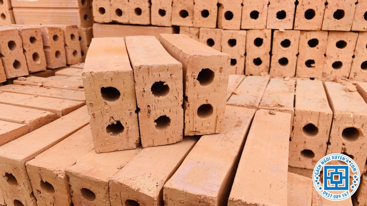 Giá thành rẻ hơn so với các loại gạch khác