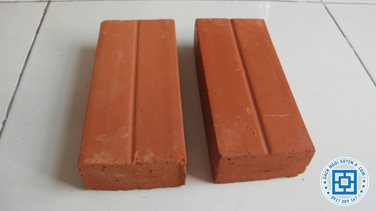 Gạch đinh đặc được sản xuất từ đất nung cao cấp