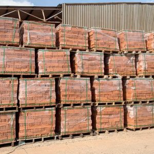 Kho hàng gạch xây nhà tại Gạch Ngói Xuyên Á