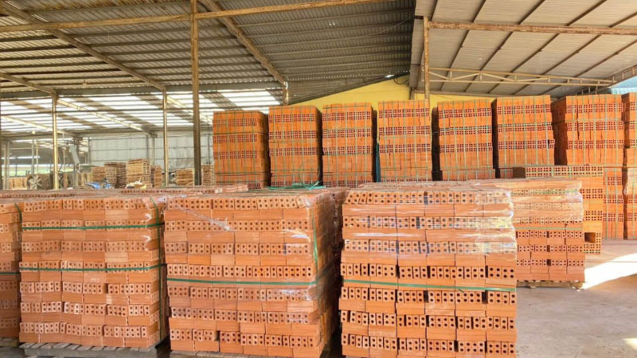 Liên Hệ Với Gạch Ngói Xuyên Á Để Nhận Giá Ưu Đãi