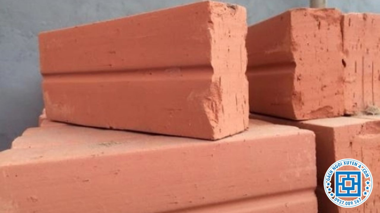 Màu Sắc Nâu Đỏ Tự Nhiên