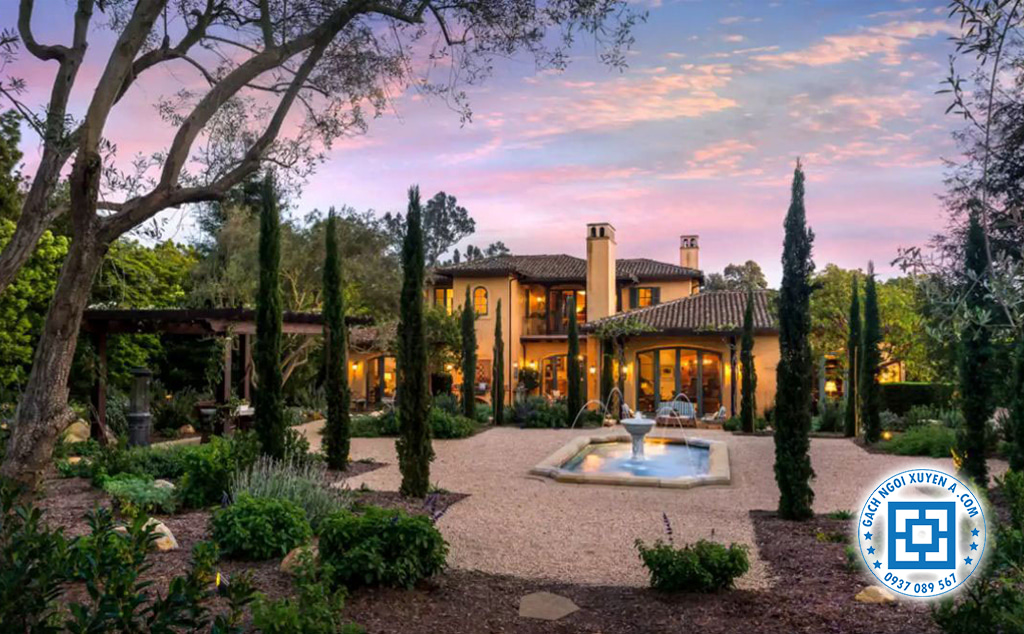 Mẫu Nhà Đẹp Sở Hữu Mái Ngói Địa Trung Hải