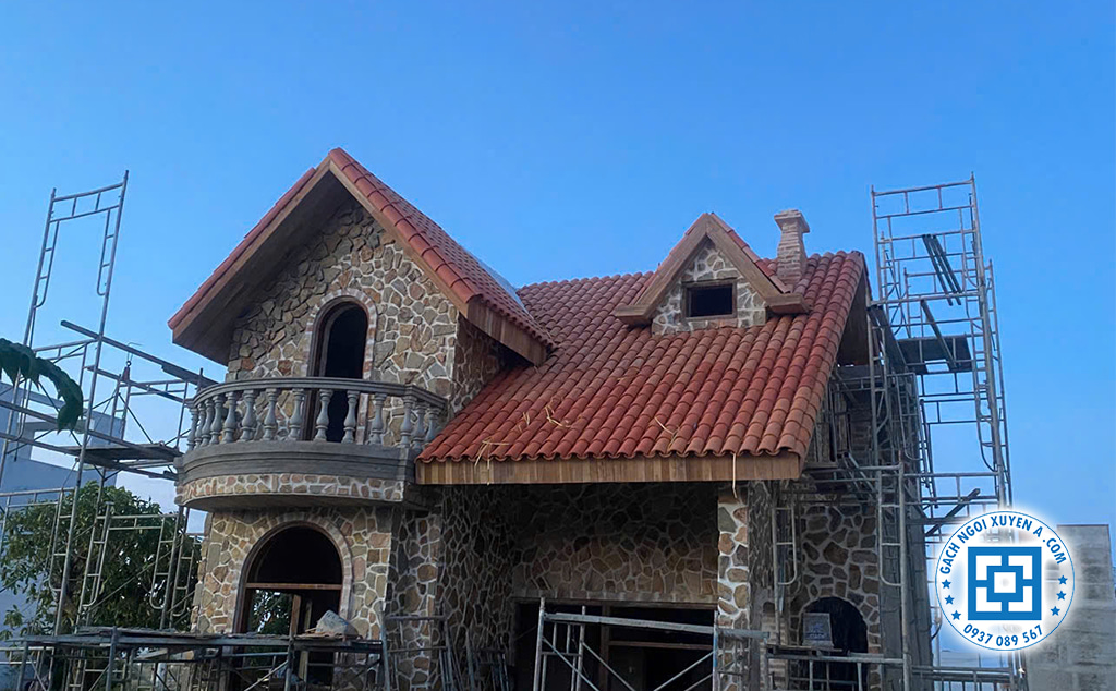 Lợp Ngói Nhà Phong Cách Địa Trung Hải