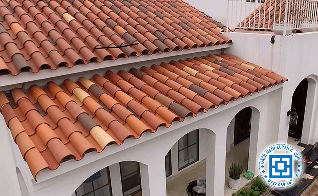 Nhà Phố Cao Cấp Lợp Ngói Mediteriano Địa Trung Hải